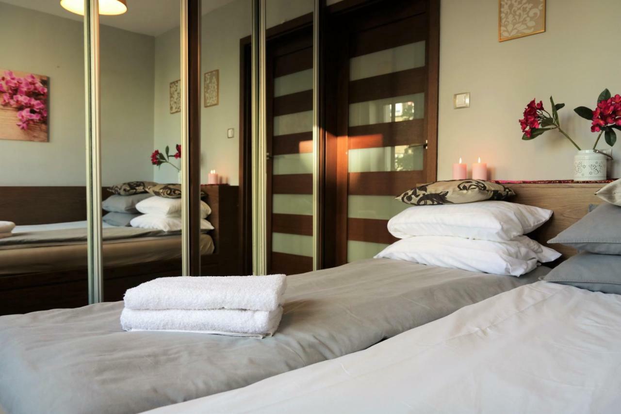 Stylish And Spacious By Cooee Apartments Warsaw Ngoại thất bức ảnh