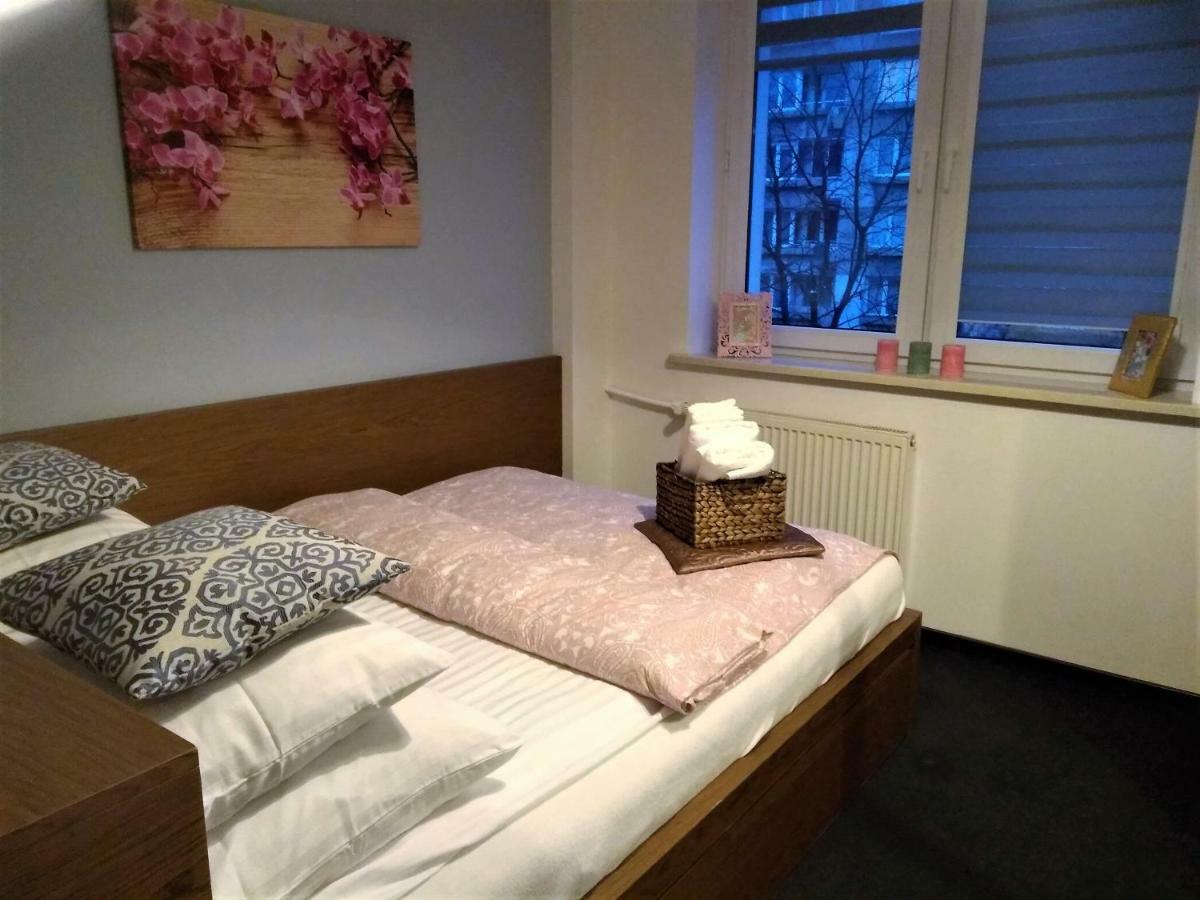 Stylish And Spacious By Cooee Apartments Warsaw Ngoại thất bức ảnh